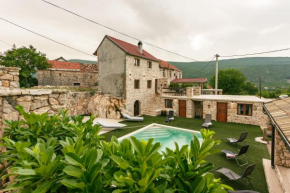 Villa Stone Valcer